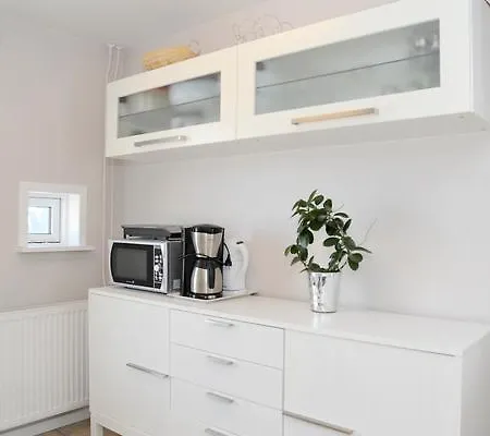 Сasa de vacaciones Three-bedroom Holiday In Romo 29
